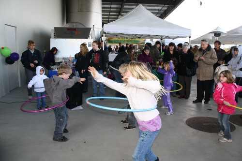 2012kofhulahoop