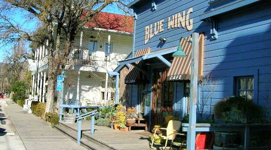 bluewingsaloonandhotel