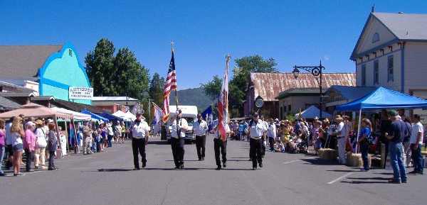 060212wildwestdayparade