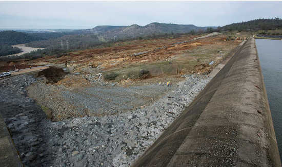 021317orovillespillwaylargenew