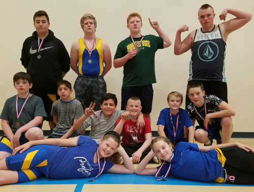 033017vikingwrestlers